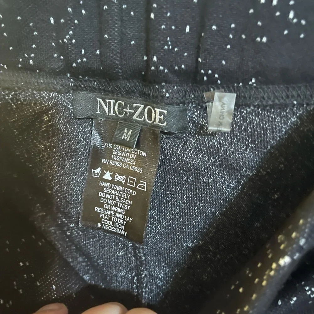 Nic & Zoe long leggings.  Black with cream splatter.  Good condition.  Size Med. - Picture 3 of 3